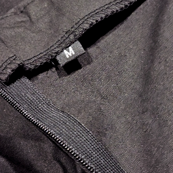 Pinup ✦ Fit & Flare Dress M ✦ Red Collar Bow Bust Open Back Stretch Retro NWT - Picture 12 of 17